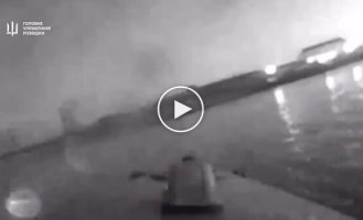 Спецназовцы ГУР морским дроном уничтожили в Крыму скоростной вражеский катер